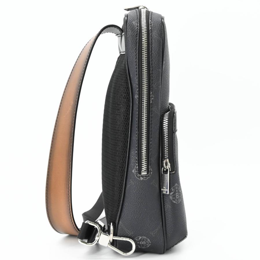 【美品】 近年モデル ベルルッティ ボディバッグ ディスカバリー Berluti（ベルルッティ） ディスカバリー ボディバッグ クロスボディ
