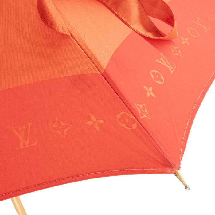 LOUIS VUITTON ルイヴィトン モノグラム ロゴ 長傘 アンブレラ オレンジ レッド レディース メンズ 男女共用 |  | 17