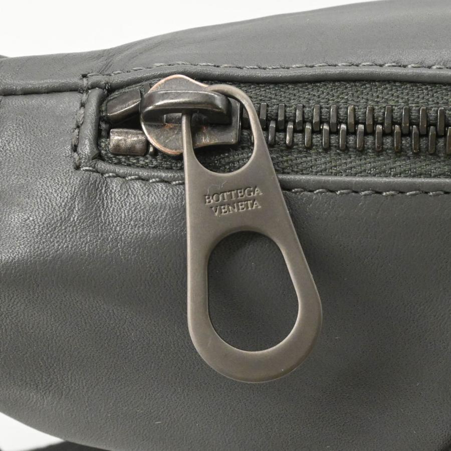 【美品】BOTTEGA VENETA ボッテガ ヴェネタ イントレチャート レザー クロス ボディバッグ ウエストポーチ ビジネス グレー メンズ 222310 | BOTTEGA VENETA | 09