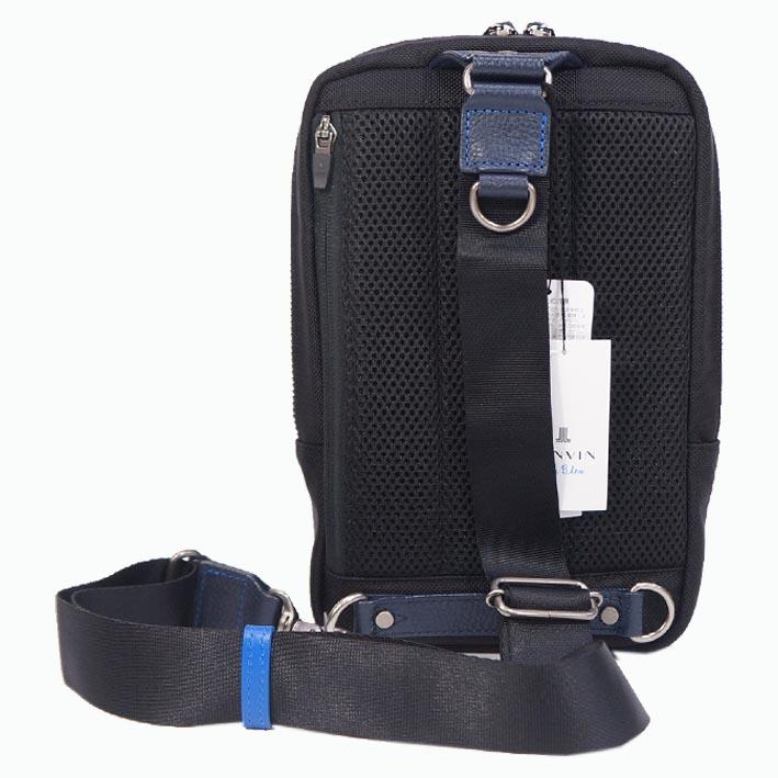 LANVIN en Bleu ランバンオンブルー ボディバッグ ホライゾン メンズ