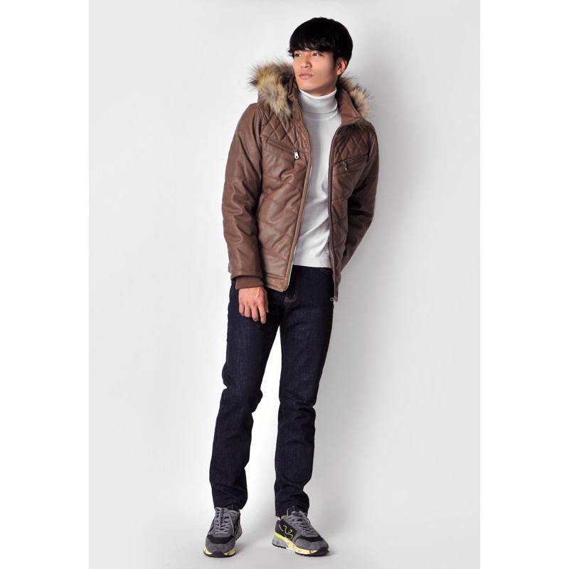 クセになる独特のヌメリ感 中綿ダウンジャケット メンズ 湿式 ウェット