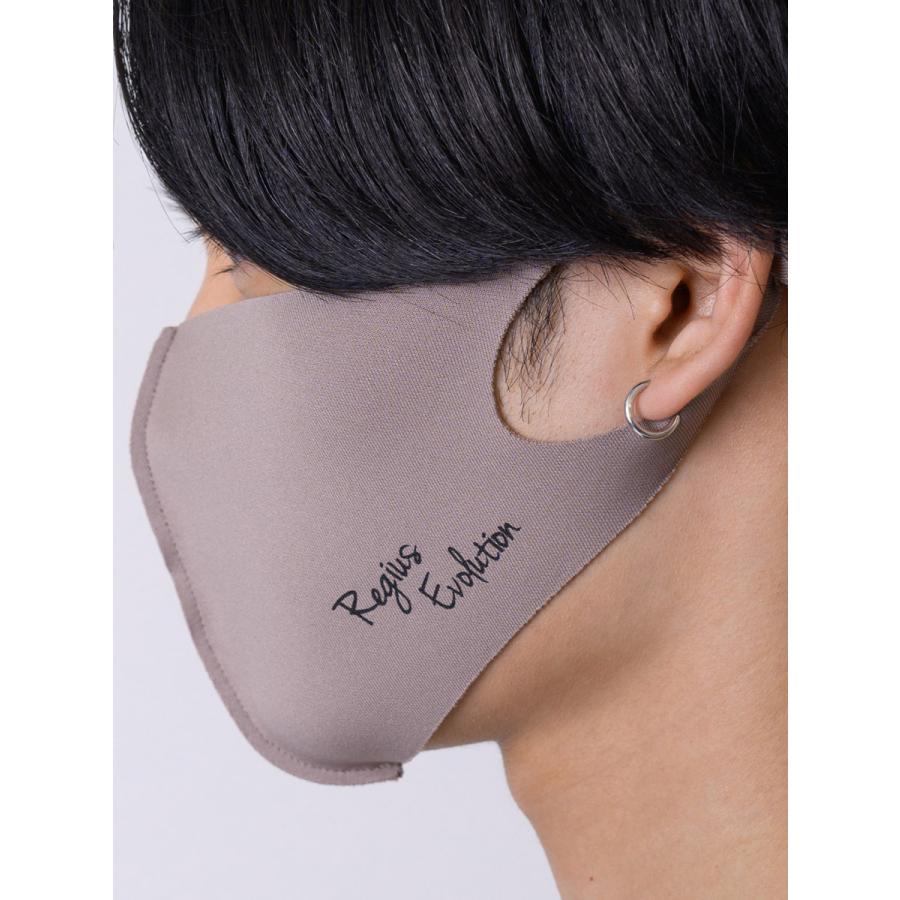 REGIEVOパウダータッチマスク 吸水速乾 長時間使用可 お洒落 無地 ワンポイント ロゴ ブラック ホワイト ベージュ 白 茶 黒 |  | 15