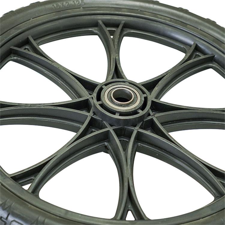 アルミ高床ハウスカー用 替えタイヤ ノーパンクタイヤ HH-16PU用