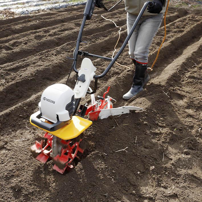 京セラ　耕運機　ACV-1500用カルチベータ用培土器　耕うん機用アクセサリー　畝立て　旧リョービ