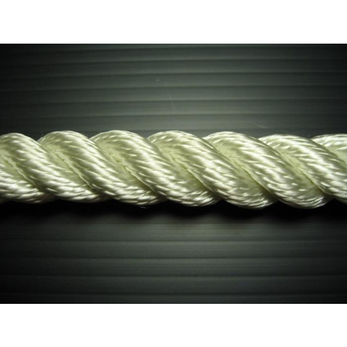 ナイロンロープ 20mm×20m 3つ打 牽引ロープ 係船ロープ 繋留 ナイロンロープ 20mm×20m 3つ打 牽引ロープ 係船ロープ 繋留