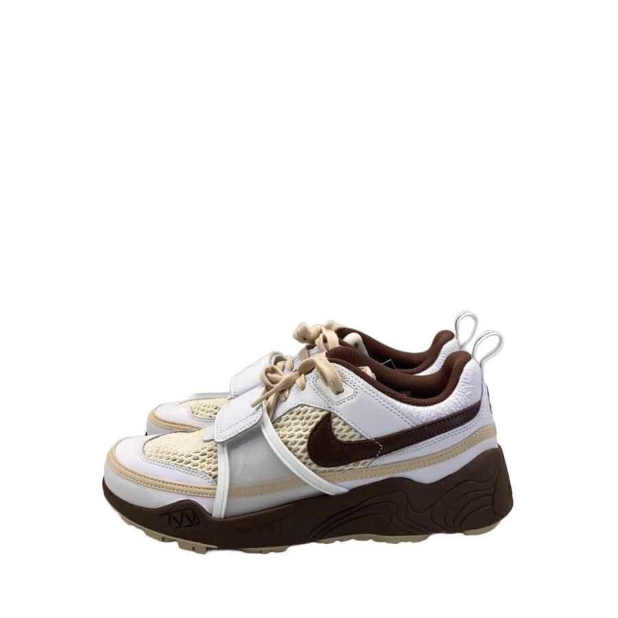 Travis Scott × Nike Zoom Field Jaxx 26.5