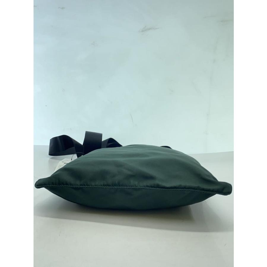 PRADA ショルダーバッグ 斜め掛け ナイロン 三角ロゴプレート PRADA プラダ 三角ロゴプレート 斜め掛け ショルダーバッグ