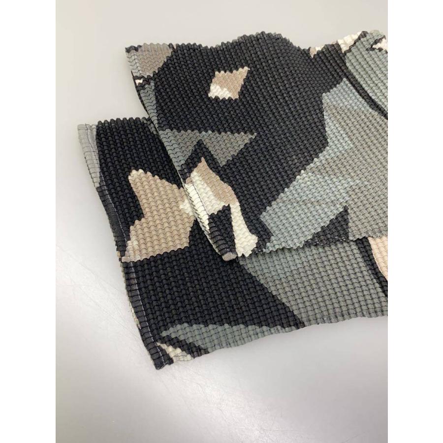 me ISSEY MIYAKE◇幾何学/ハイネック/半袖カットソー/--/ポリエステル 