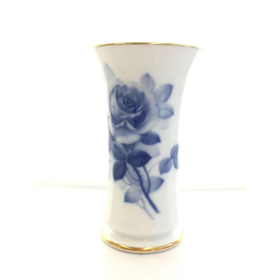 大倉陶園 ブルーローズ白磁 薔薇柄の花瓶