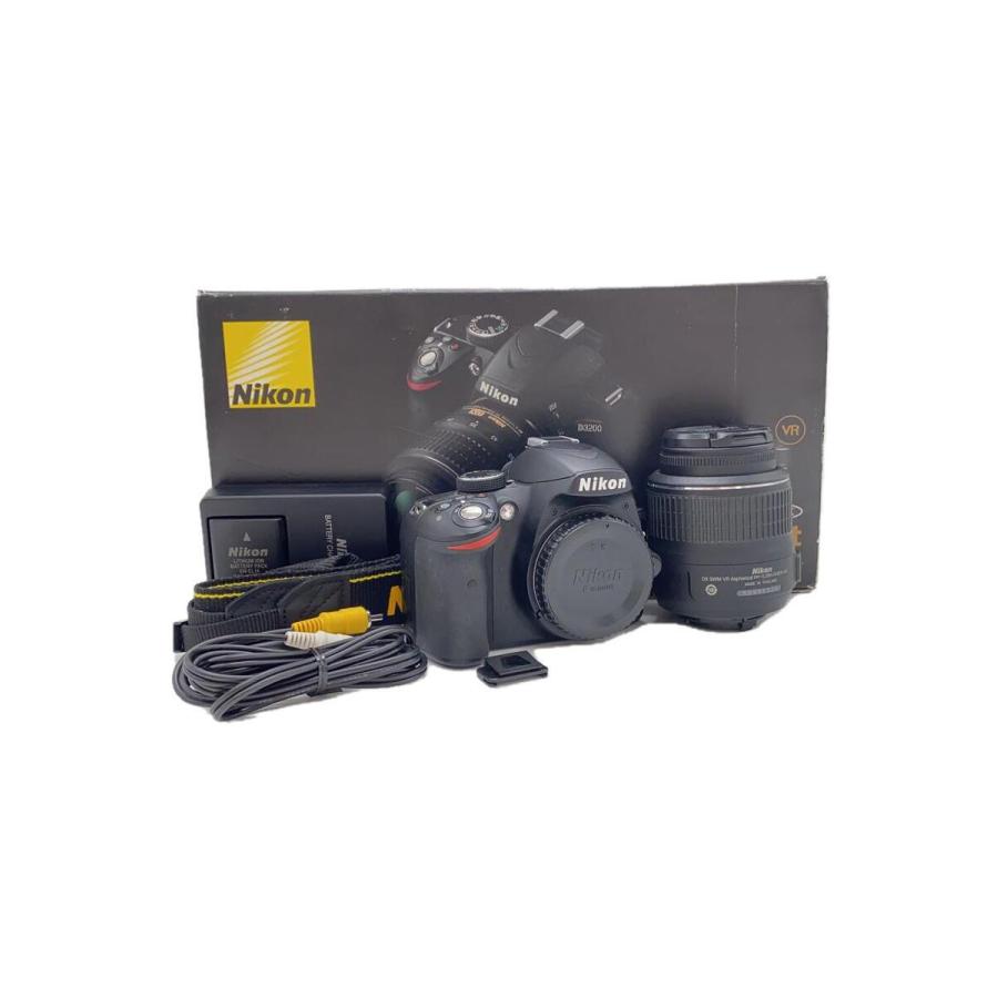 Nikon◇デジタル一眼カメラ D3200 18-55 VR レンズキット [ブラック 
