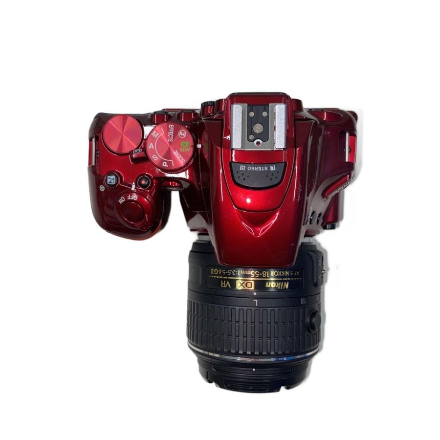 Nikon◇デジタル一眼カメラ D5500 ダブルズームキット [レッド