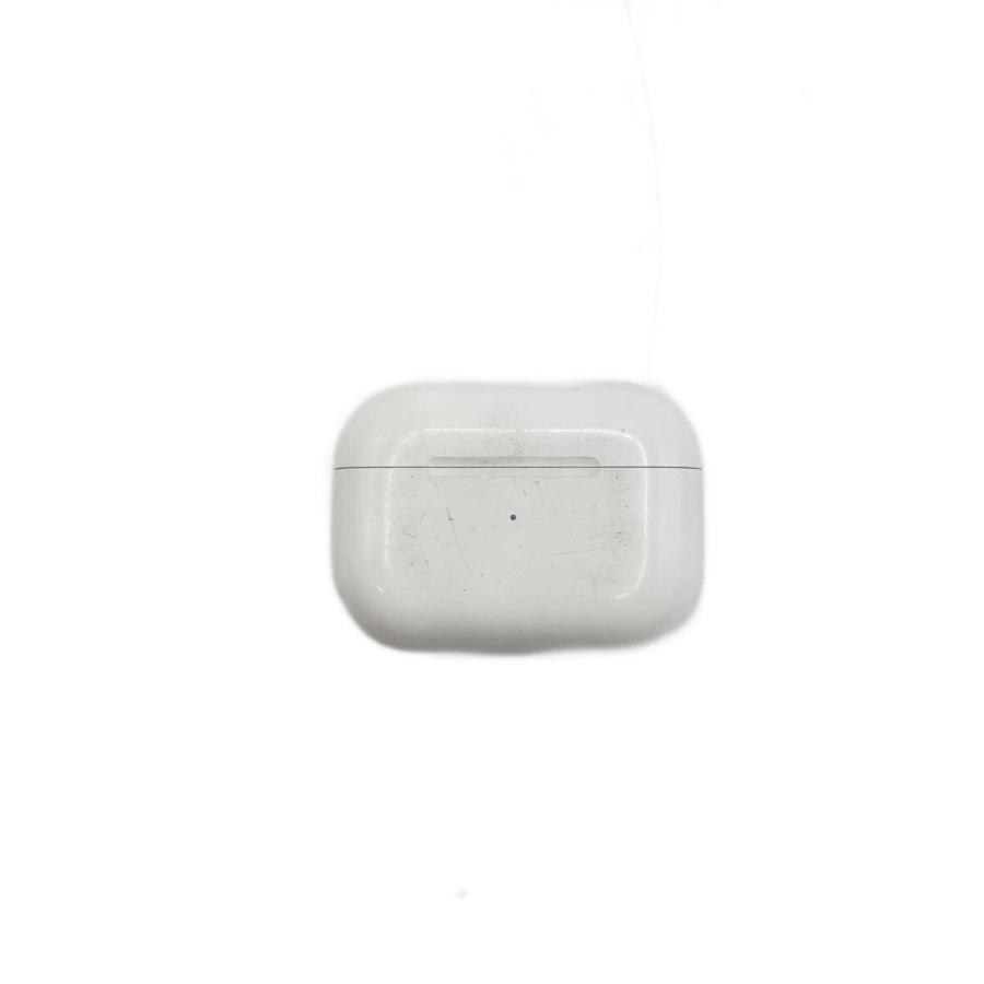 Apple AirPods Pro(第2世代) MagSafe充電ケース(USB-C) A2968 小キズ有（E4090hkxGYM) Apple◇AirPods Pro 第2世代 MagSafe充電ケースUSB-C A2968/3047/3048