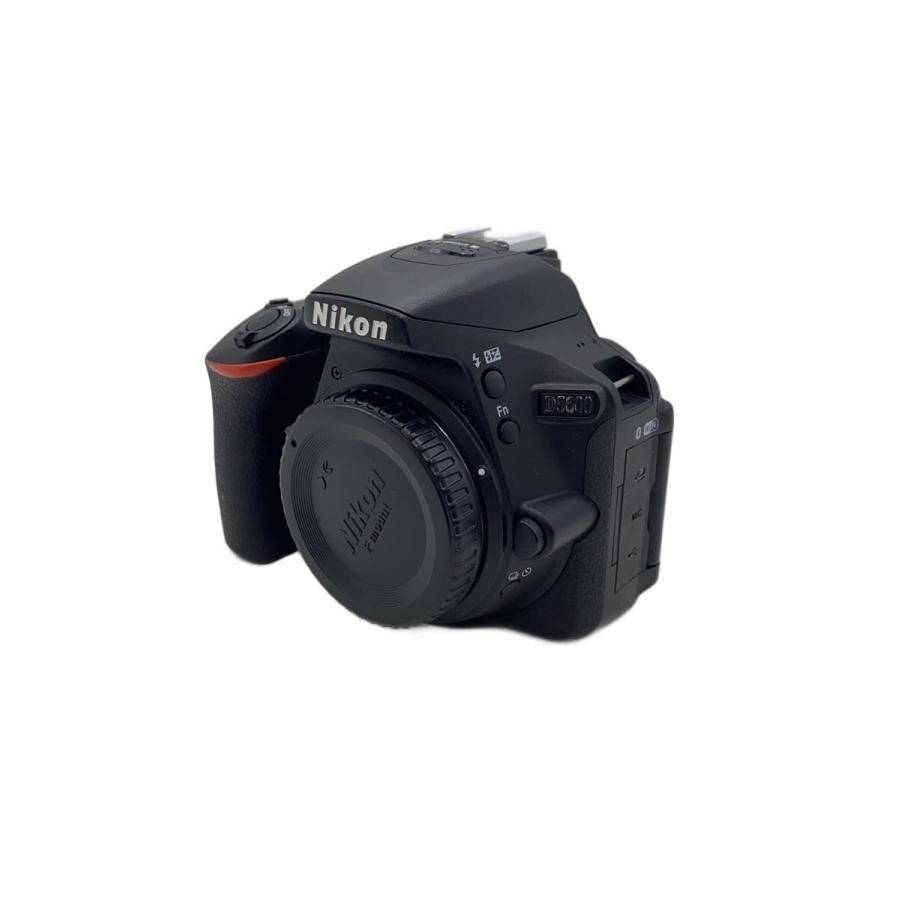 Nikon◇デジタル一眼カメラ D5600 ダブルズームキット : セカンド