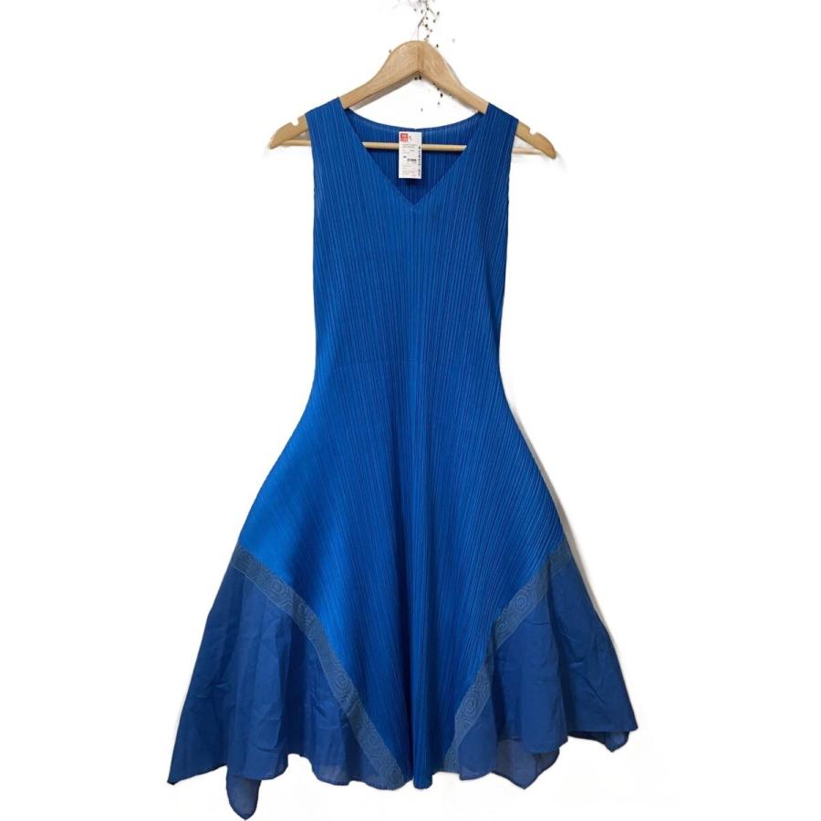 そ*う様 PLEATS PLEASE ISSEY MIYAKE ノースリーブワン PLEATS PLEASE ISSEY MIYAKE◇ノースリーブワンピース/3/ポリエステル