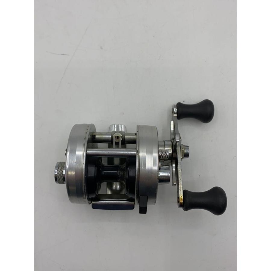 baitcaster vs spinning reel for bass Spinning Versus Baitcasting Reels