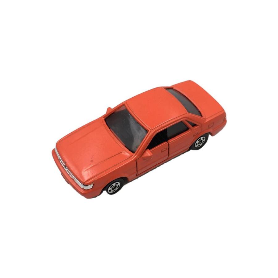 TAKARA TOMY◇ミニカー/1/60 ニッサン ブルーバード トミカ No.51