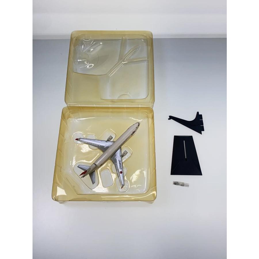 DRAGON◇1:400/JAL MD-11/55635/PREMIERE COLLECTION/JA8582/太陽
