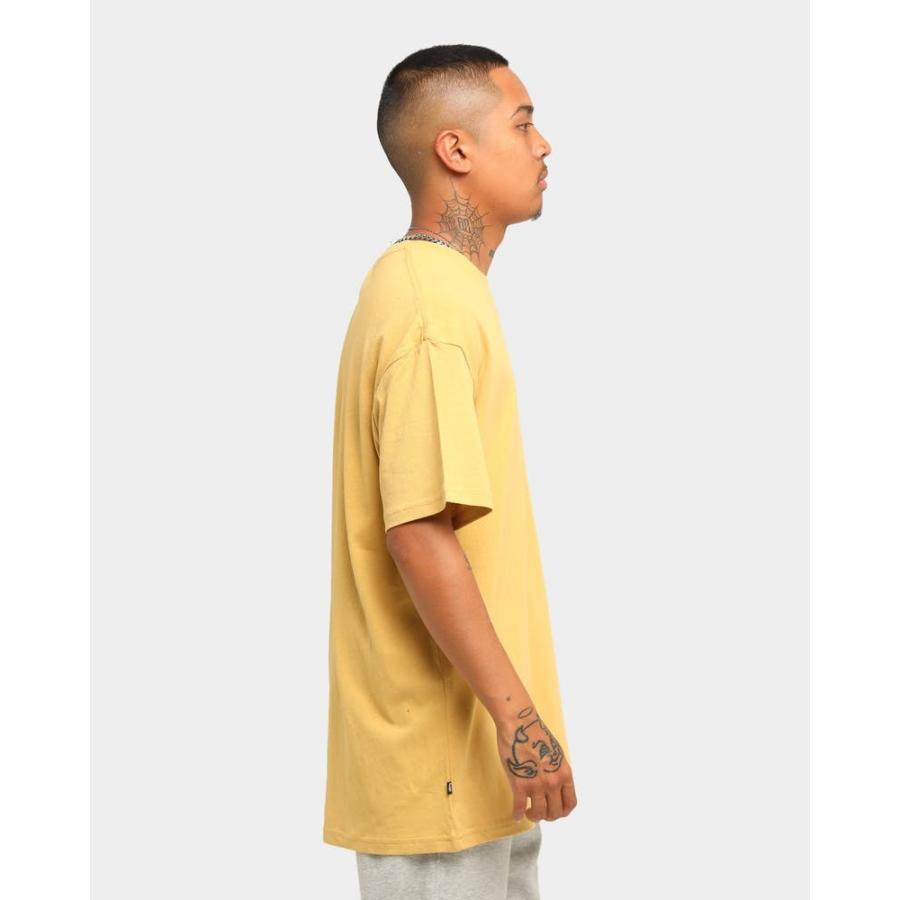 Stussy ステューシー Tシャツ Global Roots Short Sleeve T-Shirt ストリート系 黄色 イエロー ロゴ メンズ  レディース ユニセックス 正規品[衣類]