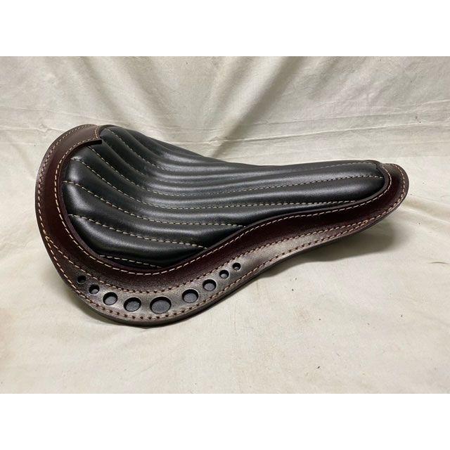 K\u0026W シート関連パーツ Lucky Custom Leather製 サドルシート（ダークブラウン×ブラック） 部品屋K\u0026W_1