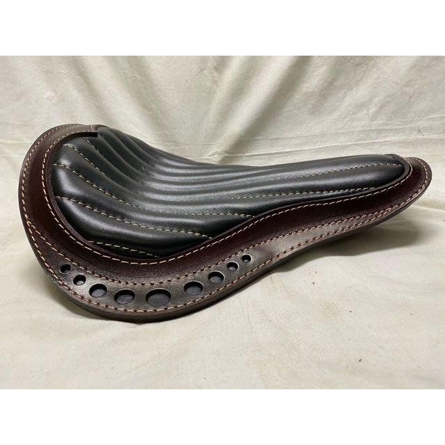 K\u0026W シート関連パーツ Lucky Custom Leather製 サドルシート（ダークブラウン×ブラック） 部品屋K\u0026W_2
