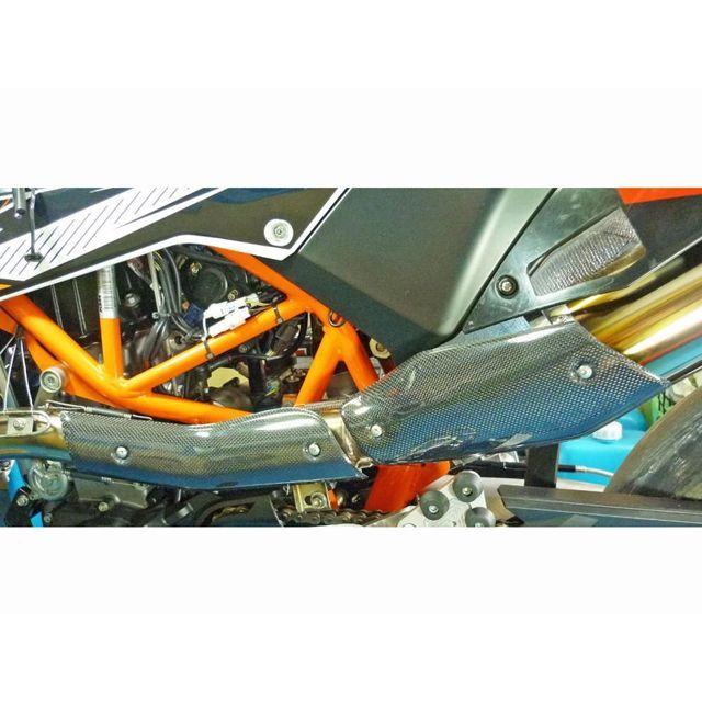 OUTEX（アウテックス） OUTEX 690SMC/SMC R マフラーカバー・ヒート