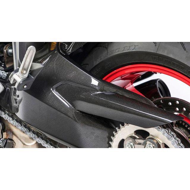 ILMBERGER ドレスアップ・カバー Supersport/939/S 17-20 スイングアームカバー（艶あり） イルムバーガーの画像