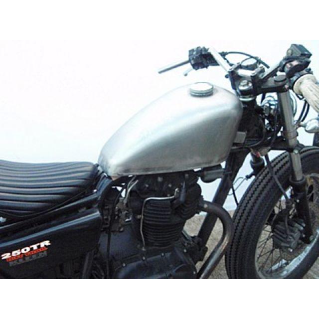 K&W 250TR タンク関連パーツ ローマウントマスタングタンク 部品屋K&W