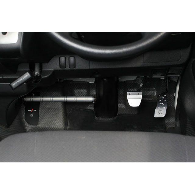 NEOPLOT 内装パーツ・用品 フットレストバーネオ 200＃ハイエース