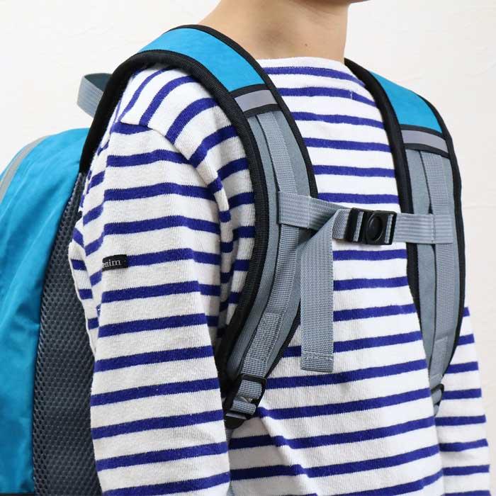 キッズ リュック ナイロン アウトドア リュック バックパック ジュニア 男の子 女の子 子供 入学 通学 小学生 幼稚園  軽量  12l 18l | stample | 25