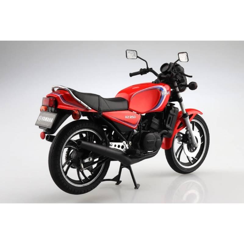青島文化教材社 スカイネット 1/12 完成品バイク Yamaha RZ250 YSP