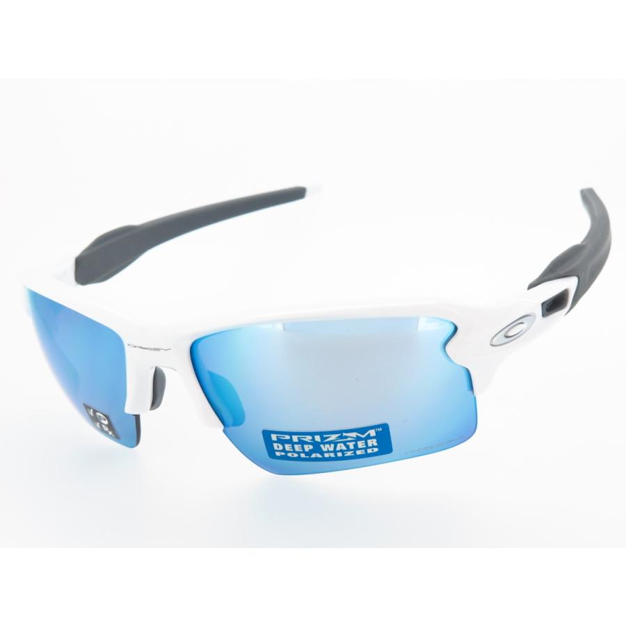 Oakley スポーツサングラス ホワイト/ブルー偏光レンズ 【公式通販】
