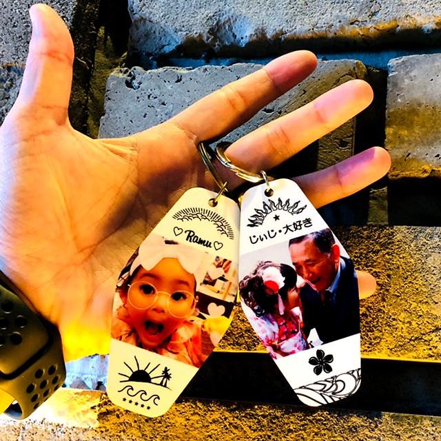 七五三 孫 プレゼント 写真 キーホルダー 赤ちゃん 写真 オリジナル 手作り 写真が入る フォトキーホルダー フォトキータグ オーダーメイド 還暦祝い :tcname003:名入れ工房 STARLAND - 通販 - Yahoo!ショッピング 七五三 孫 プレゼント 写真 キーホルダー 赤ちゃん 写真 オリジナル 手作り 写真が入る フォトキーホルダー フォトキータグ オーダーメイド 還暦祝い :tcname003:名入れ工房 STARLAND - 通販 - Yahoo!ショッピング