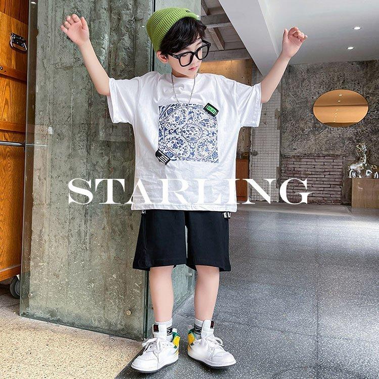 韓国子供服 セットアップ オシャレ 男の子 ボーイ 2点セット 上下セット 半袖 Tシャツ カッコイイ ハーフパンツ 半ズボン カジュアル 通学 七五三 2色 新着