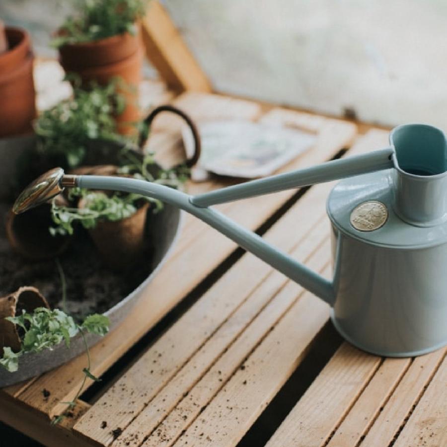 HAWS ホーズ Metal Indoor 1L 9色 メタルインドア 水差し