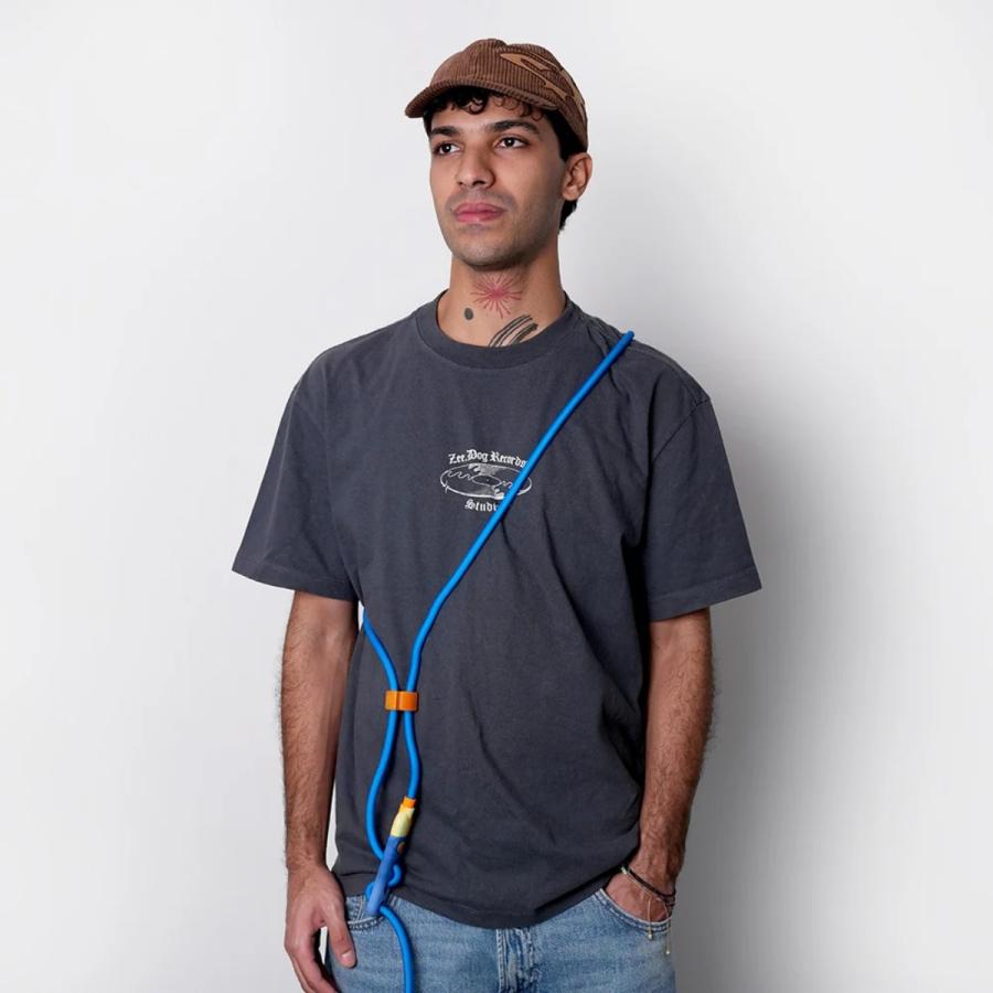 zee.dog ジードッグ HANDS-FREE LEASH サファイア NEOPRO ハンズフリーリーシュ 肩掛けリード ショルダーリード 手ぶらの画像