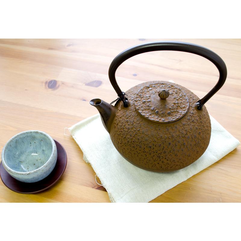 南部鉄器 国産 梅丸子(錆) 鉄瓶 及富 南部宝生堂 IH対応 南部鉄器 国産 梅丸子(錆) 鉄瓶 及富 南部宝生堂 IH対応