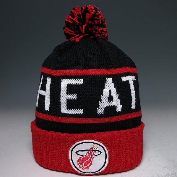 SALE / ミッチェルアンドネス ボンボンニットキャップ ヒート ブラック "MULTI TEAM CLRS HIGH 5 CUFFED KNIT" | Mitchell&Ness