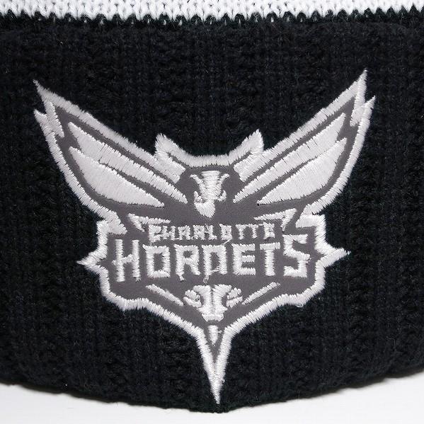 SALE / ミッチェルアンドネス シャーロットホーネッツ ボンボンニットキャップ ブラック / Reflective Patch High 5 Knit / 帽子 ビーニー | Mitchell&Ness | 03