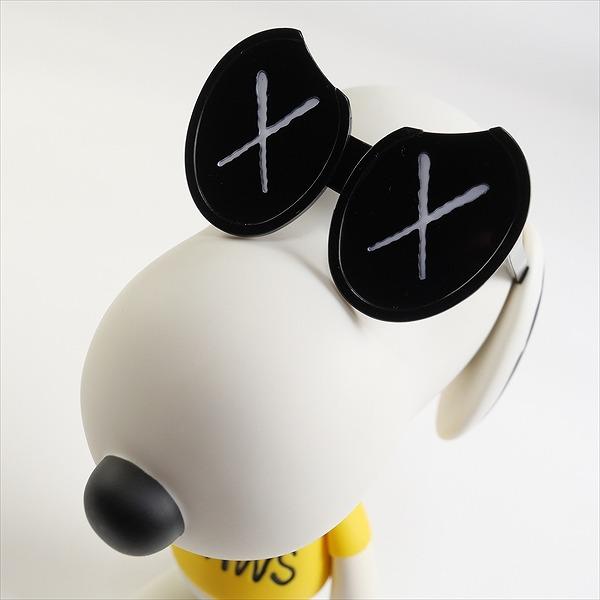 KAWS カウズ ×MEDICOM TOY SNOOPY スヌーピー フィギュア 黄 KAWS カウズ ×MEDICOM TOY SNOOPY スヌーピー フィギュア 黄