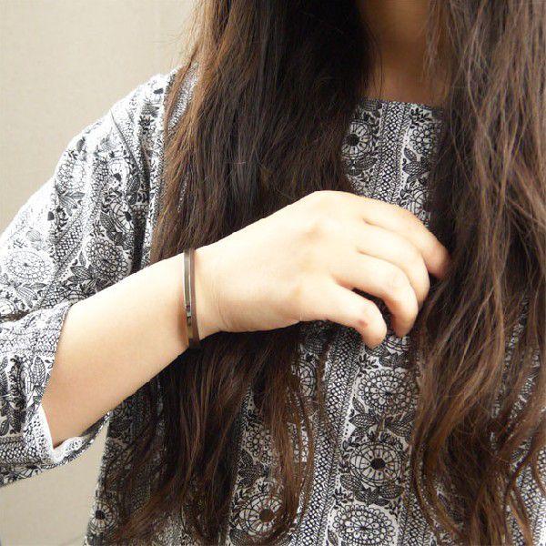 ステンレスブレスレット vie ツートーンデザインバングル カラー  