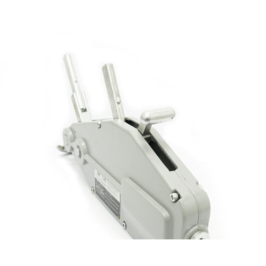 ハンドウィンチ オーバーロード 車載 手動式 800kg トリプルギア パワー ワイヤー 20m フック 山道 4WD アルミ |  | 03