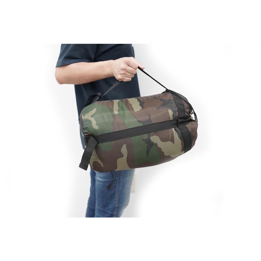 寝袋 冬用 コンパクト フード付き 温かい 車中泊 マミー型 キャンプ用寝具 耐寒温度 冬用 迷彩柄 ポケット付き |  | 02