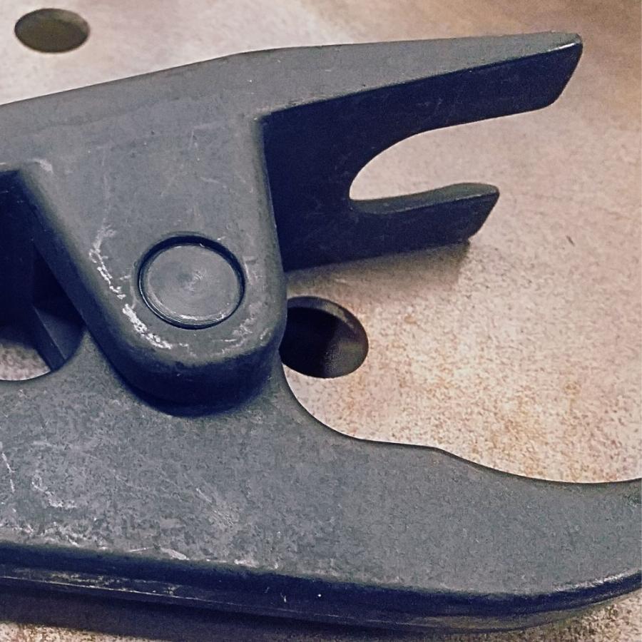 タイロッドエンドプーラー　ボールジョイントプーラー　整備　タイロッドエンドブーツ 取り外し |  | 07