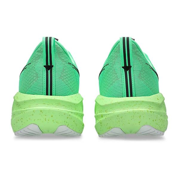 アシックス ノヴァブラスト5 軽量で反発性に優れ、よりスピードを出しやすくなったランニング