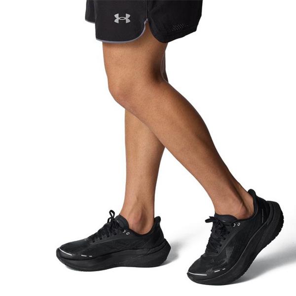 UNDER ARMOUR（アンダーアーマー） ランニングシューズ UAベロシティ