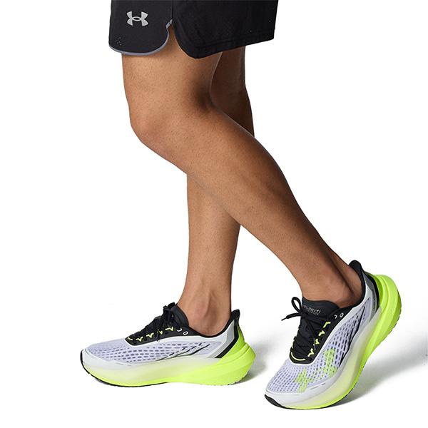 UNDER ARMOUR（アンダーアーマー） ランニングシューズ UAベロシティ