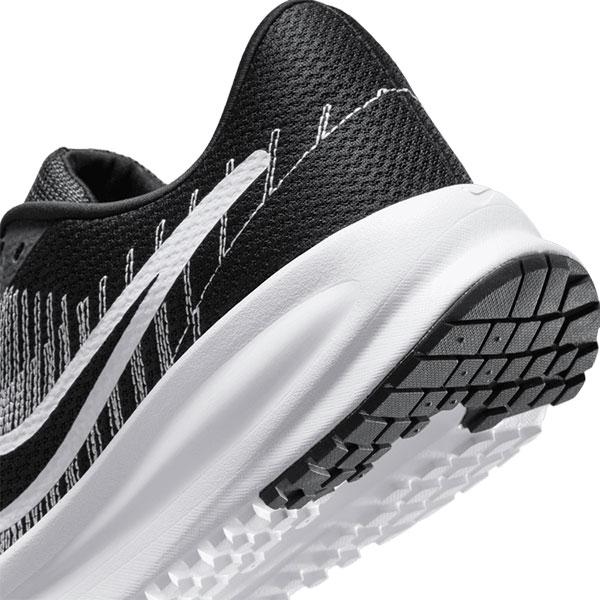 NIKE（ナイキ） ランニングシューズ ラン DEFY HM9594-004 NIKE Run