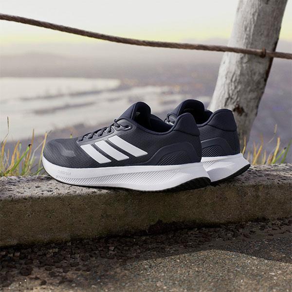 adidas（アディダス） ランニングシューズ ランファルコン 5 IE8809