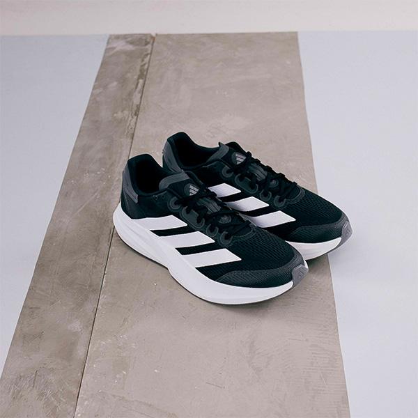 adidas（アディダス） ランニングシューズ アディゼロ デュラモ