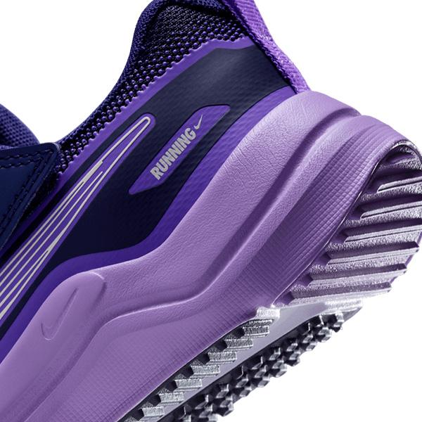NIKE（ナイキ） キッズシューズ コズミック ランナー IQ9862-402 NIKE